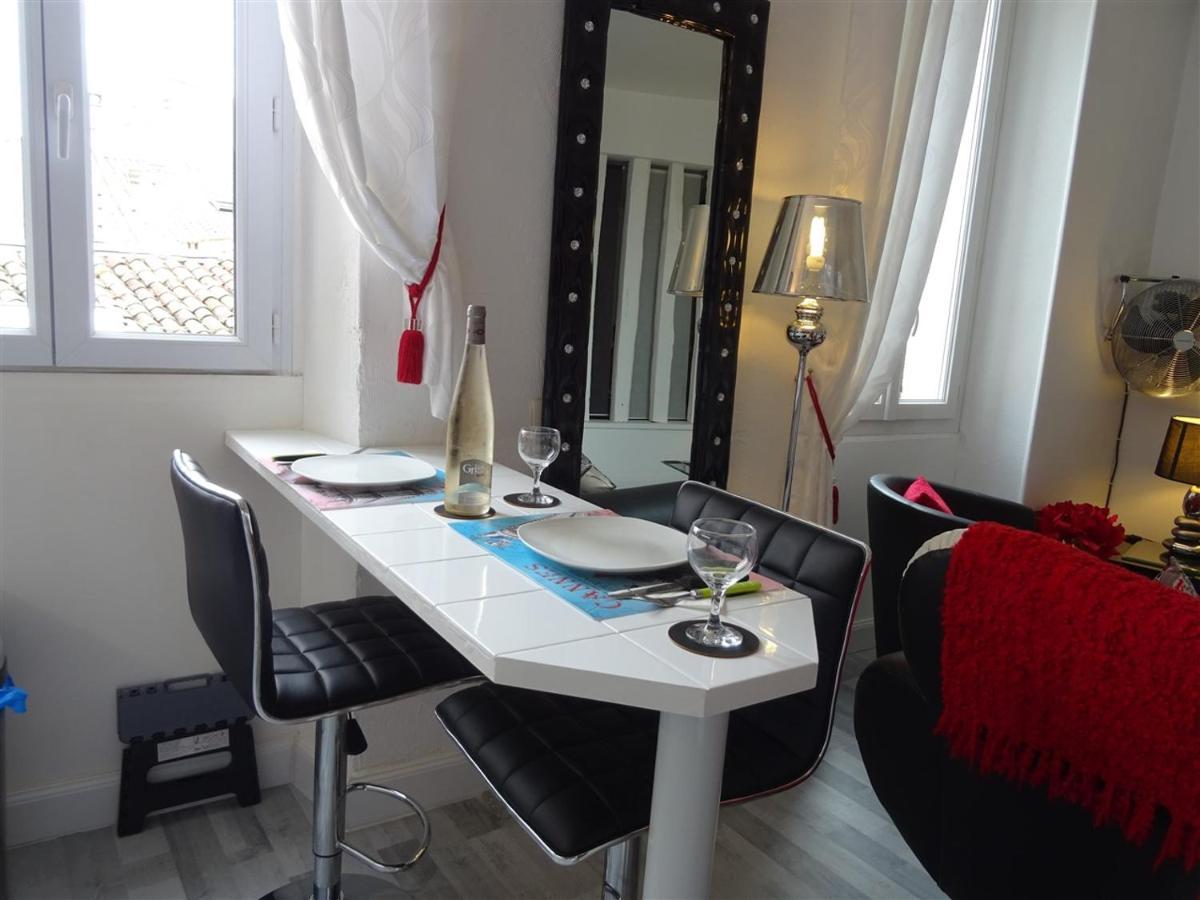 Apartment Rue St Antoine Кан Екстериор снимка