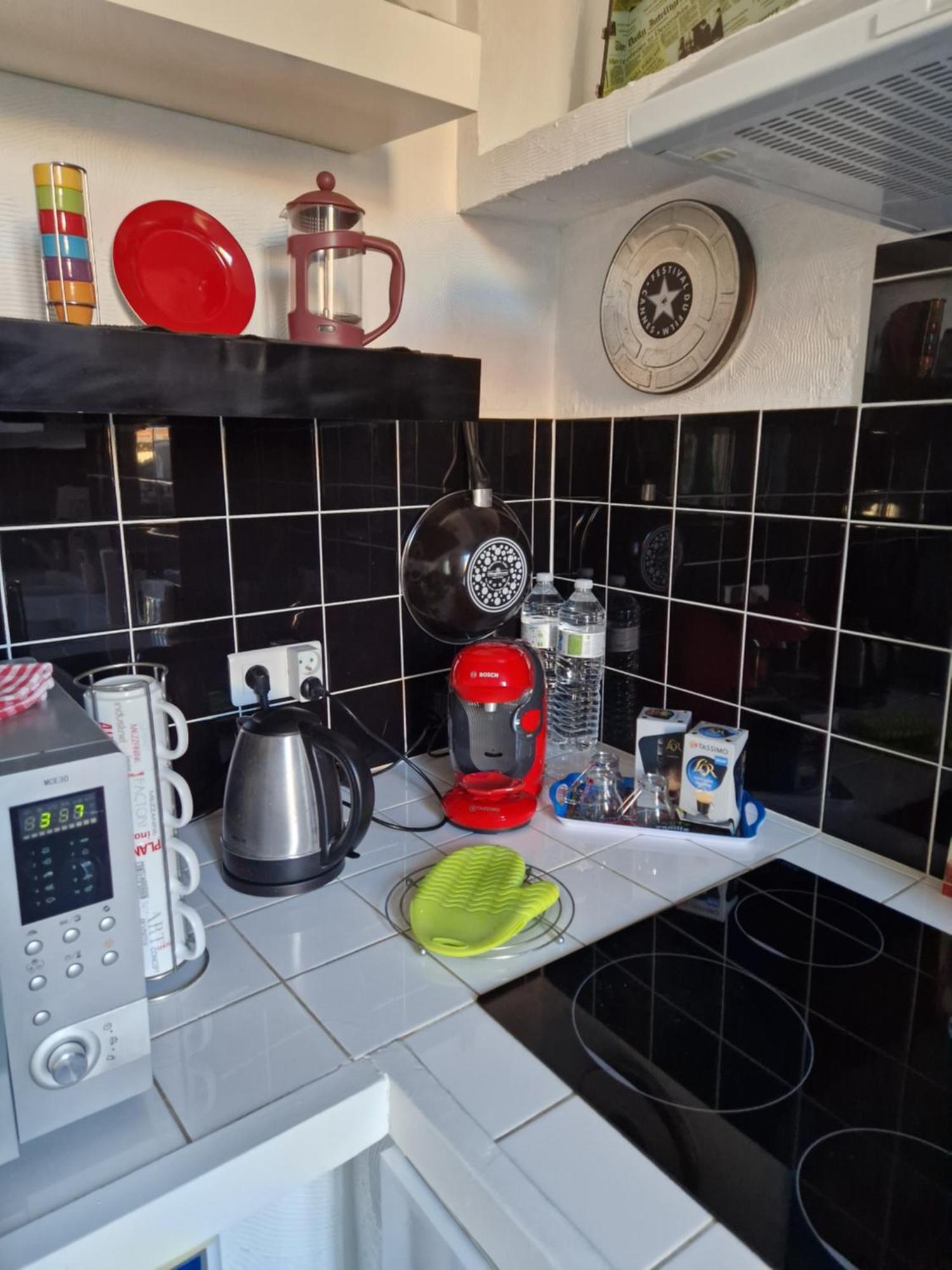 Apartment Rue St Antoine Кан Екстериор снимка