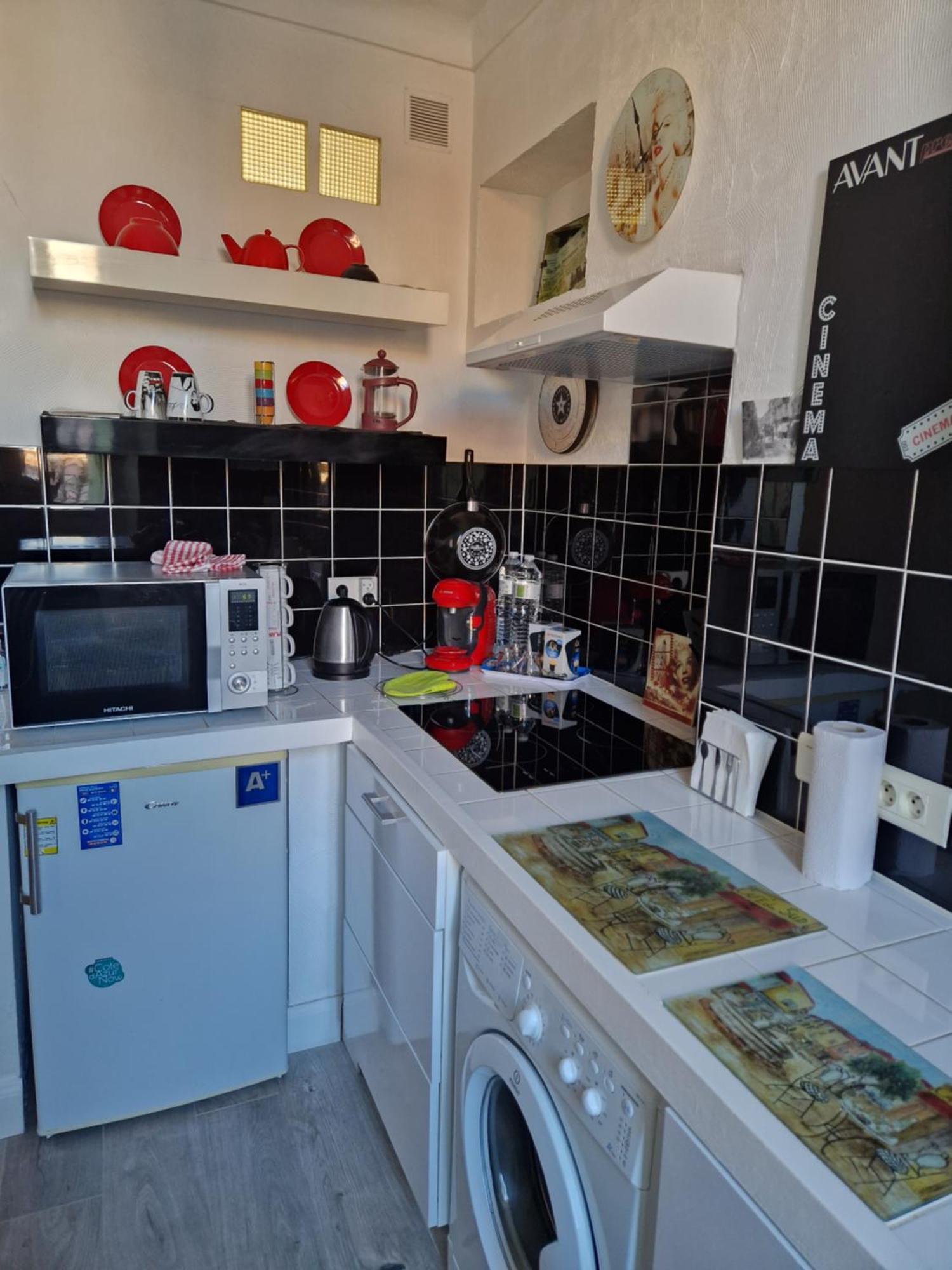 Apartment Rue St Antoine Кан Екстериор снимка
